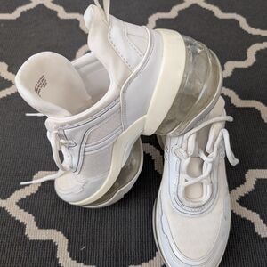 White Sneakers with Transparent Sole Michael Kors Size 7